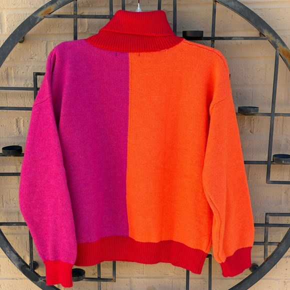 Color Block Sweater - Picture 2 of 3